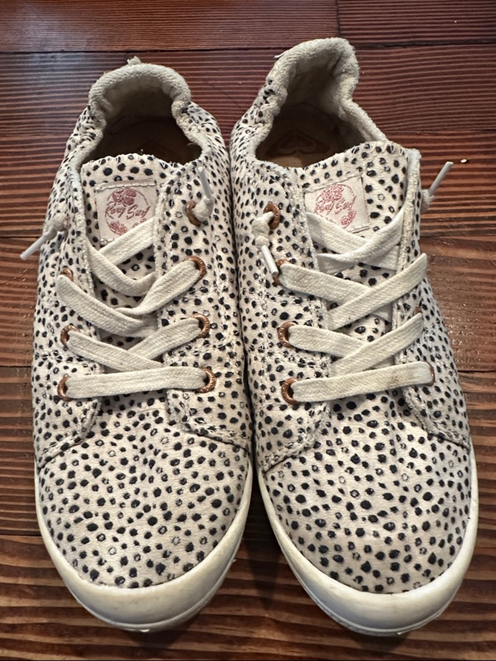 Roxy Bayshore Slip-On Sneakers - White & Black Cheetah/Polka Dot Women’s size 11